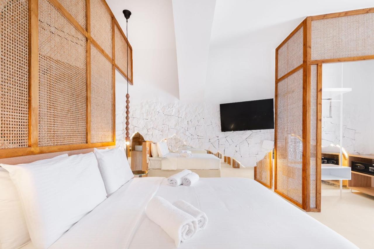 Faos Exclusive Suites Ornos  Exterior photo
