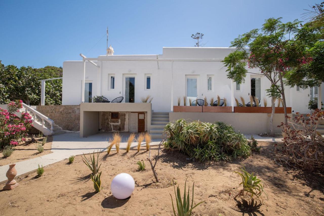 Faos Exclusive Suites Ornos  Exterior photo