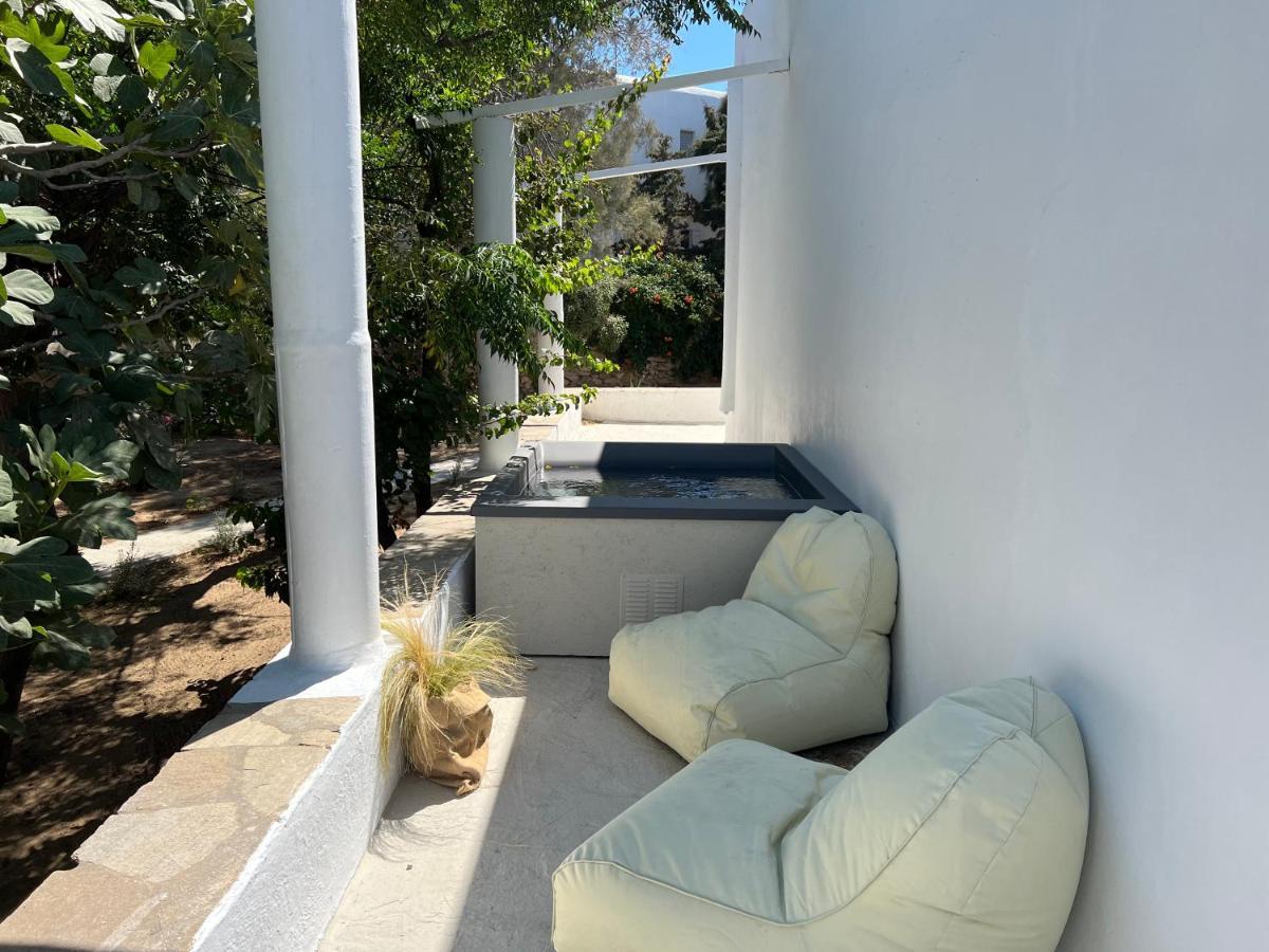 Faos Exclusive Suites Ornos  Exterior photo